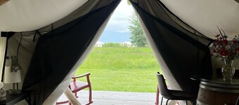 Heritage Ranch 'Sacajawea' Glamping Tent (4)