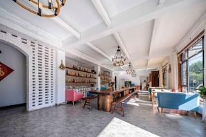Interior - Xianbu Tingxia Villa (Deqing)