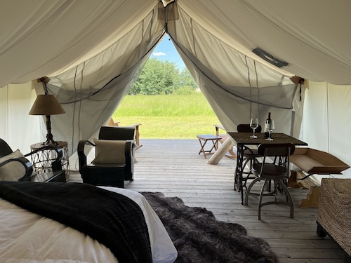 Heritage Ranch 'Jefferson' Glamping Tent (9)