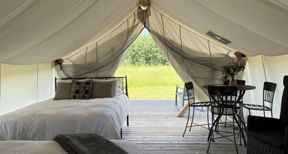 Heritage Ranch 'Big Sky' Glamping Tent (11)