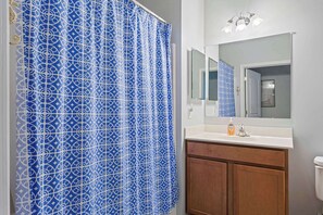 Condo, Multiple Beds, Kitchen, Garden View (Grande Getaway) | Bathroom - Grande Getaway Walking Distance to the Beach (Rehoboth Beach)