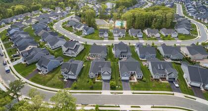 Grande Getaway Walking Distance to the Beach