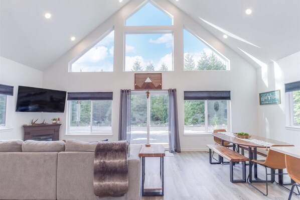 Cabin (Butter Peak Retreat) | Exterior - Butter Peak Retreat (Packwood)