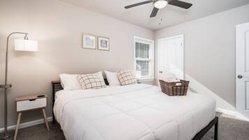 4 chambres, bureau, fer et planche à repasser, Wi-Fi gratuit