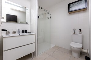 Hair dryer, towels - Iri Etxea - Appt 2 chambres à Bayonne (Bayonne)