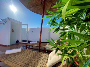 Property grounds - Uniquely styled apartment with private terrace (Essaouira)