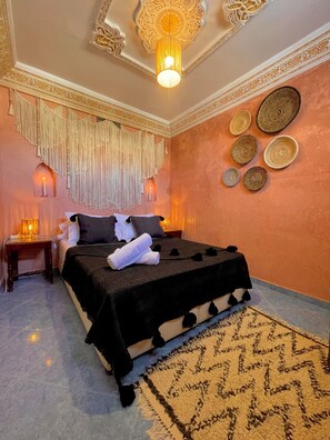 1 bedroom, iron/ironing board, free WiFi, bed sheets - Uniquely styled apartment with private terrace (Essaouira)