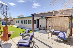 Terrace/patio - Pet-Friendly Las Vegas Home w/ Private Yard! (Las Vegas)