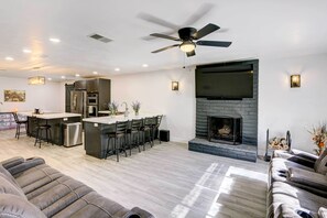 TV, fireplace - Pet-Friendly Las Vegas Home w/ Private Yard! (Las Vegas)