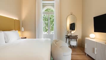 Superior Room | 1 bedroom, premium bedding, down comforters, minibar