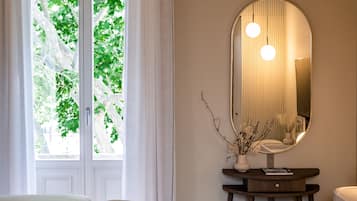 Chambre supérieure | Aire de séjour | Téléviseur connecté