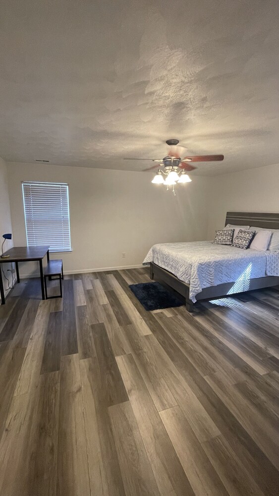 Quiet and relaxing by Norfolk State University downtown Norfolk access