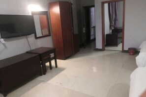 Room - Yinhe Hotel (Qiyang)