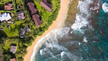 House, 3 Bedrooms | Pool