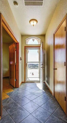 5 Acre Horse Ranch next to University.