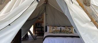 Heritage Ranch 'Bridger' Glamping Tent (7)