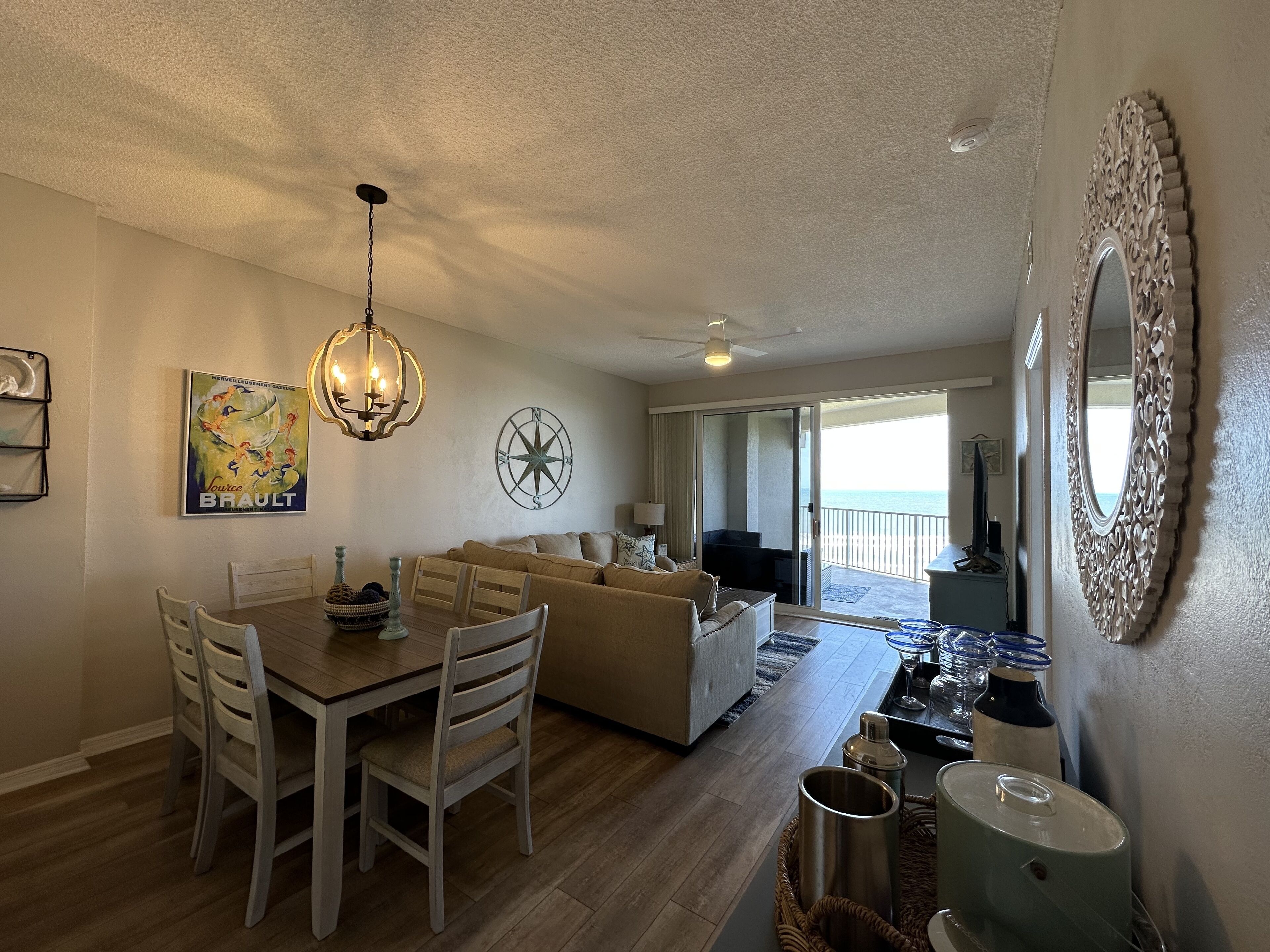 Smart-TV, Videospiele, DVD-Player, Videothek