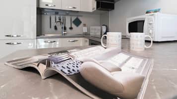 Apartment (1 Bedroom) | Interior