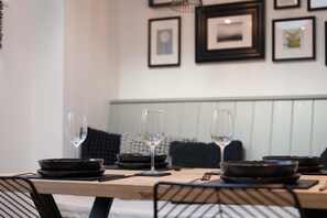 Cottage | Dining - Ynata (Caernarfon)