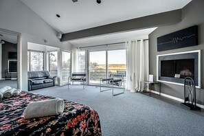 單棟房屋, 多張床, 露台, 泳池景 | 客房景觀