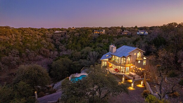 Exterior - 5br Home w/ Pool and a View! (Spicewood)