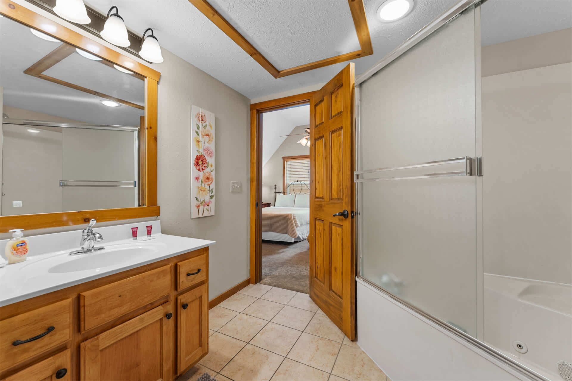 Cabin, Multiple Beds, Fireplace, Mountain View (Kemper's Cabin by Silver Dollar City) | Bathroom