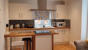 Apartment, 1 Queen Bed | Private kitchen - Beautiful 1-bed Apartment in Banbury (Banbury)