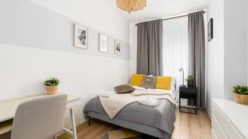 1 bedroom, free WiFi, bed sheets