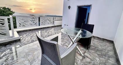 FURNISHED APARTMENTS