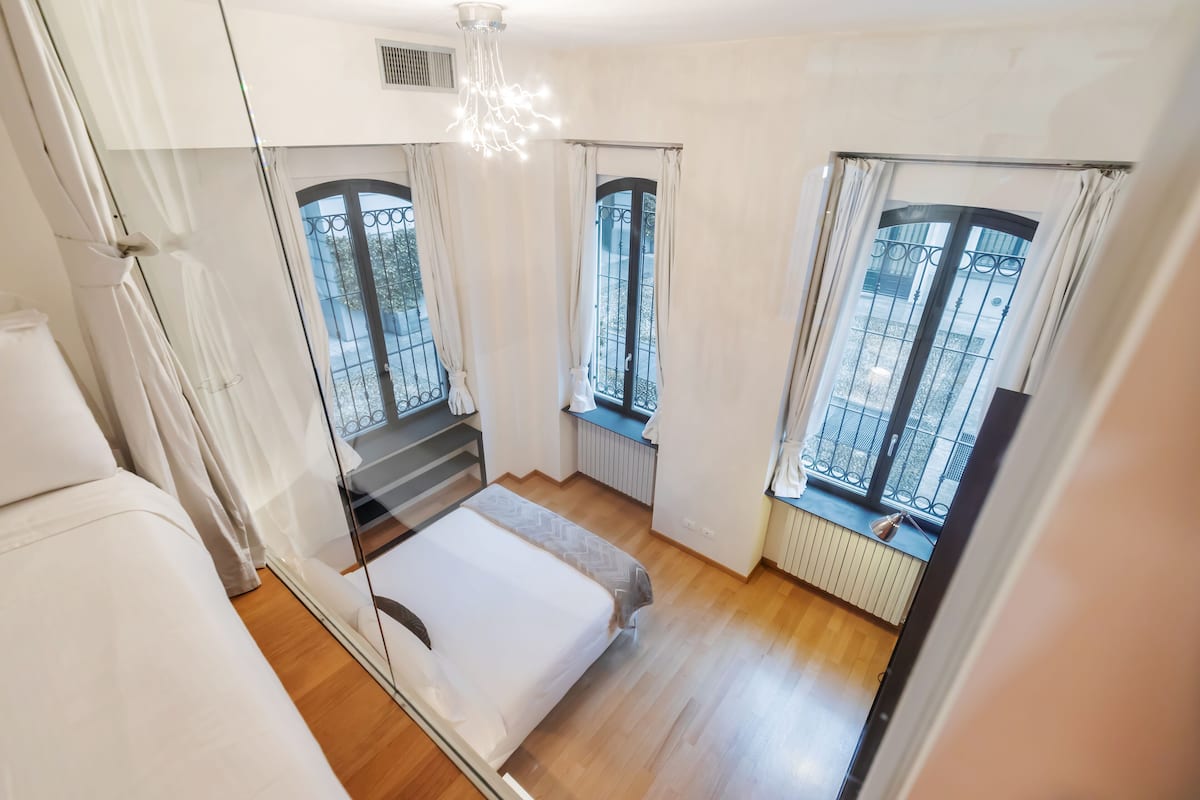 Family Apartment CASALE 5 (Via Casale 5) | 埃及棉床單、高級寢具、羽絨被、書桌