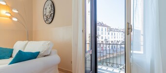 Milan Retreats Navigli