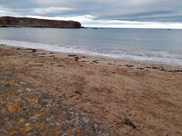 Apartment | Beach - Charming Eyemouth 1-bed Apt, Sleeps 2 Near Beach (Eyemouth)