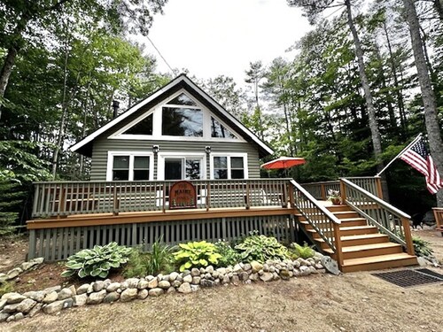 Maine Pines Lmit 8 4 Bedroom Home by RedAwning