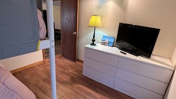 Cottage, 2 Bedrooms | 2 bedrooms, free WiFi