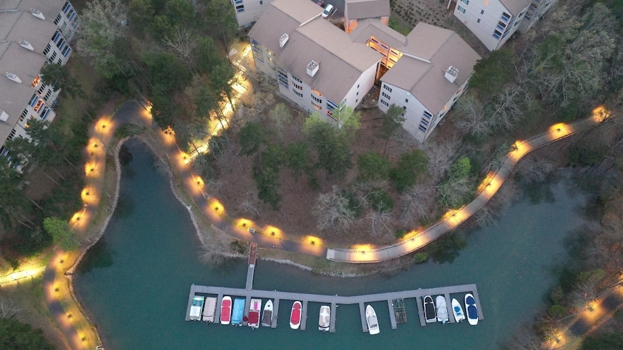 Lake Front Keowee Condo W/ Balcony & Resort Amenities! 2 Bedroom Condo by RedAwning