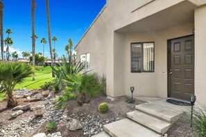 Condo, Multiple Beds (VB886 - Palm Valley CC) | Property grounds - Vb886 - Palm Valley CC (Palm Desert)