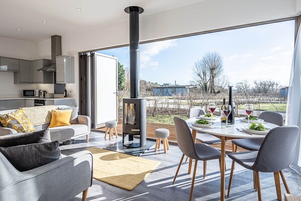 Interior - The Haywain, Flatford (Colchester)