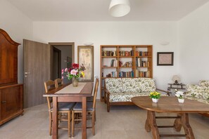 Apartment | Living area