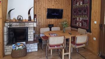 Chalet | Interior
