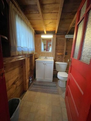 Cottage, 2 Bedrooms | Bathroom