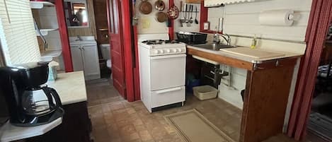 Casa de campo, 2 habitaciones | Cocina privada | Refrigerador, horno, cafetera y tetera y tostadora