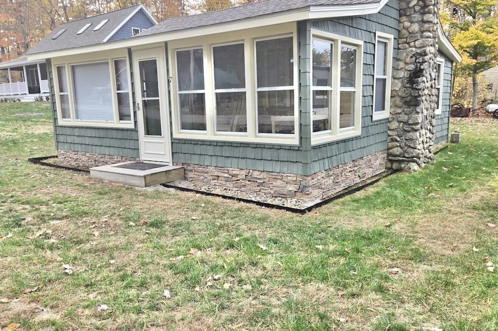 Swallow - Limit 4 2 Bedroom Cottage by RedAwning - Shingle Cove, ME