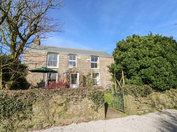Bosworlas Farm House - St Just