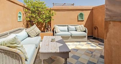 Family friendly, private Riad in the Heart of the Medina