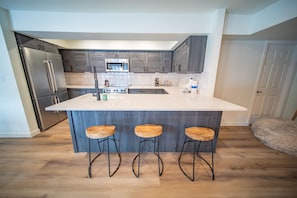 Condo familial, 3 chambres, foyer, vue sur la cour intérieure (Wild Irishman 1054) | Extérieur