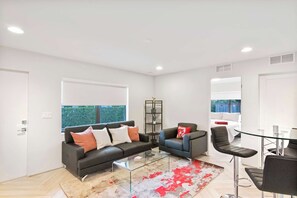 House, Multiple Beds, Patio, Garden View (Delray Deco B) | Interior - Let Your Delray Beach Getaway Begin Here! (Delray Beach)
