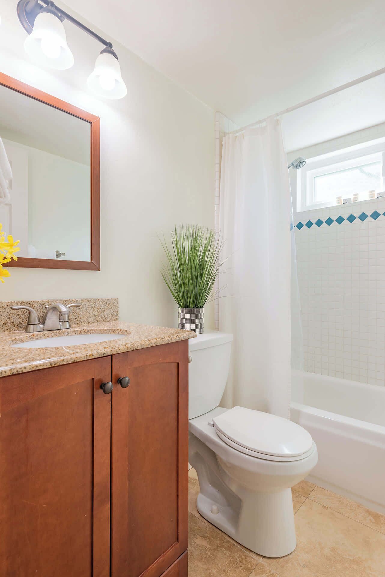House, Multiple Beds, Pets Allowed, Garden View | Bathroom | Hair dryer, towels
