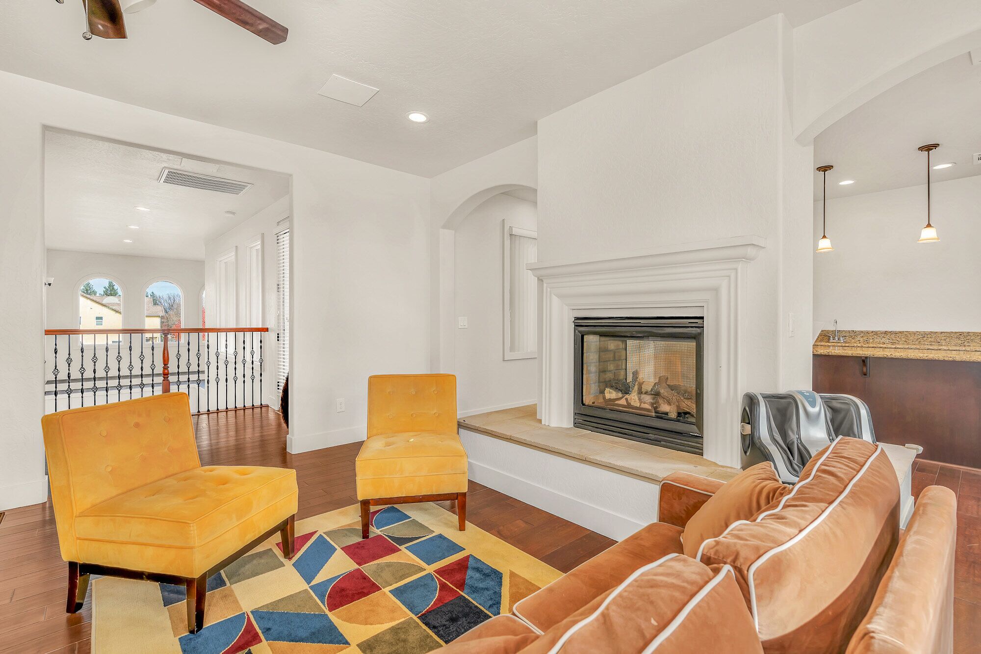 House, Multiple Beds, Patio, Golf View (Green Hill Estate) | Living area | 40-inch TV with digital channels, fireplace