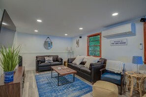 Cottage, 3 Bedrooms | Living area - Ferry Tale Limit 10 3 Bedroom Cottage by RedAwning (Raymond)