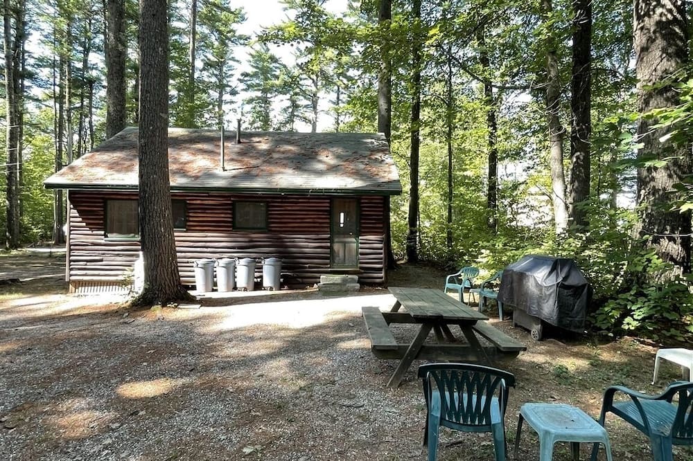 Restawhile Limit 6 2 Bedroom Cabin by RedAwning - Standish, ME